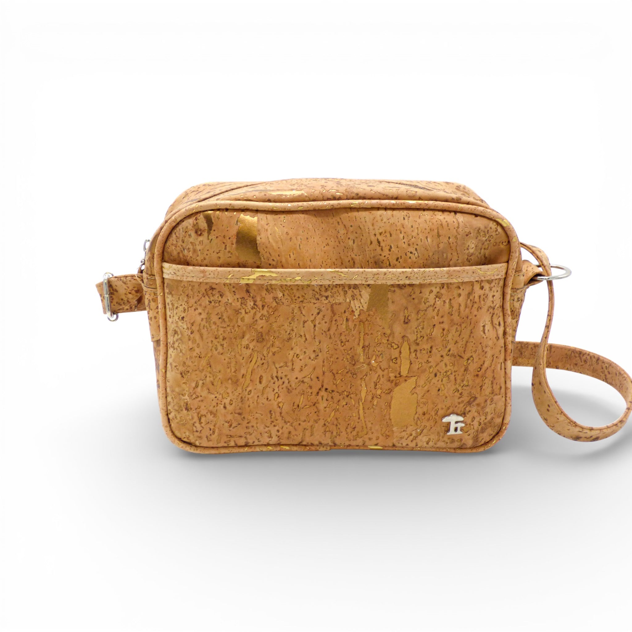 Sac bandoulière "City" naturel en liège avec poche avant, design résistant et imperméable de Cork Design.